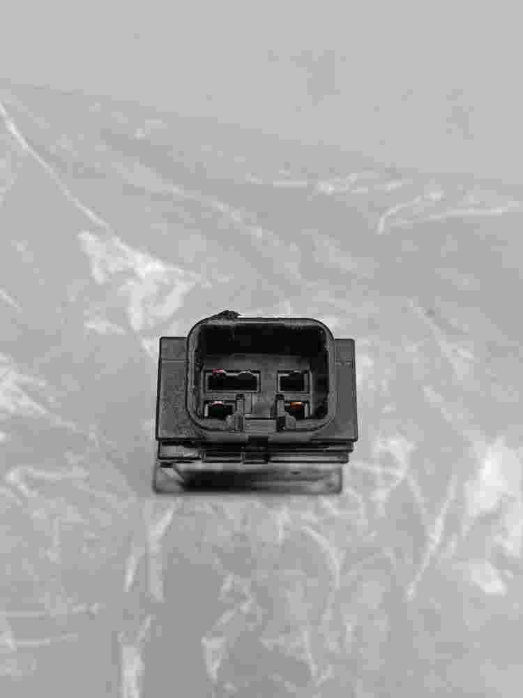 Nebelscheinwerfer Schalter  Toyota Corolla E120 E130 R157998 R 157998