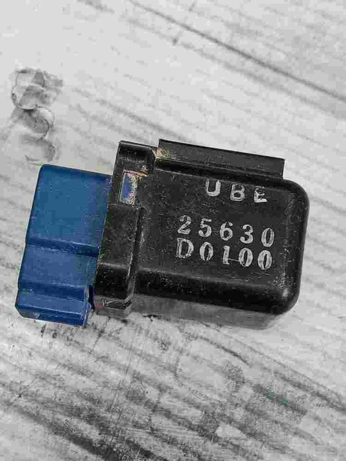 Blinkrelais Nissan Almera Patrol Atlas UBE 25630D0100 25630-D0100