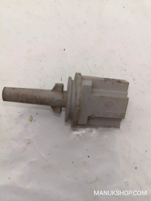 Temperatursensor Audi A4 S4 B6 VW Golf IV 4 V5  1J0907543B 1J0 907 543 B