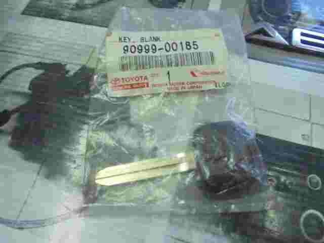 Funkfernbedienung Schlüssel Gehäuse Toyota 4Runner Avalon 9099900185 90999-00185