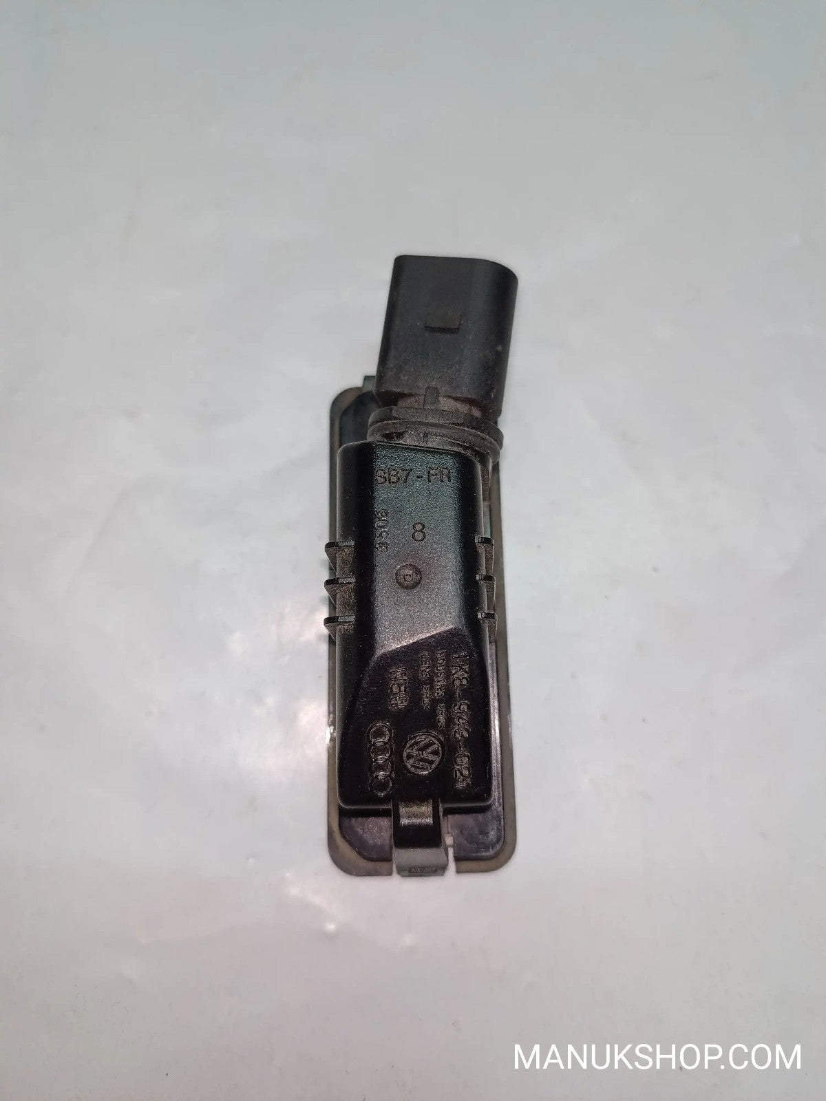Innenleuchte  VW Volkswagen Golf Passat W5W 1K8943021 1K8 943 021