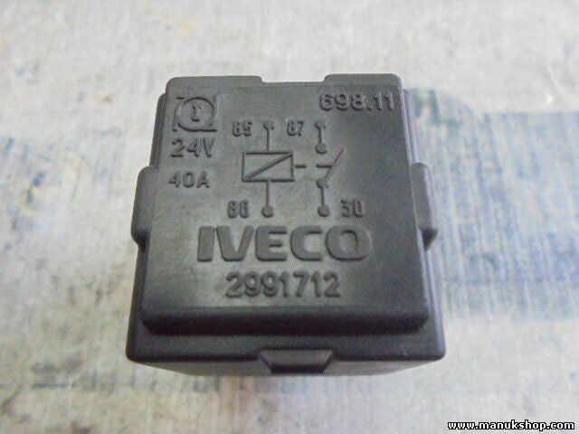 Relais  Iveco 2991712 698.11