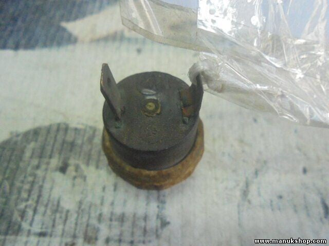 Drucksensor Klimaanlage Nissan Patrol Hardtop K160 K260 W160 137-40016 137.40016