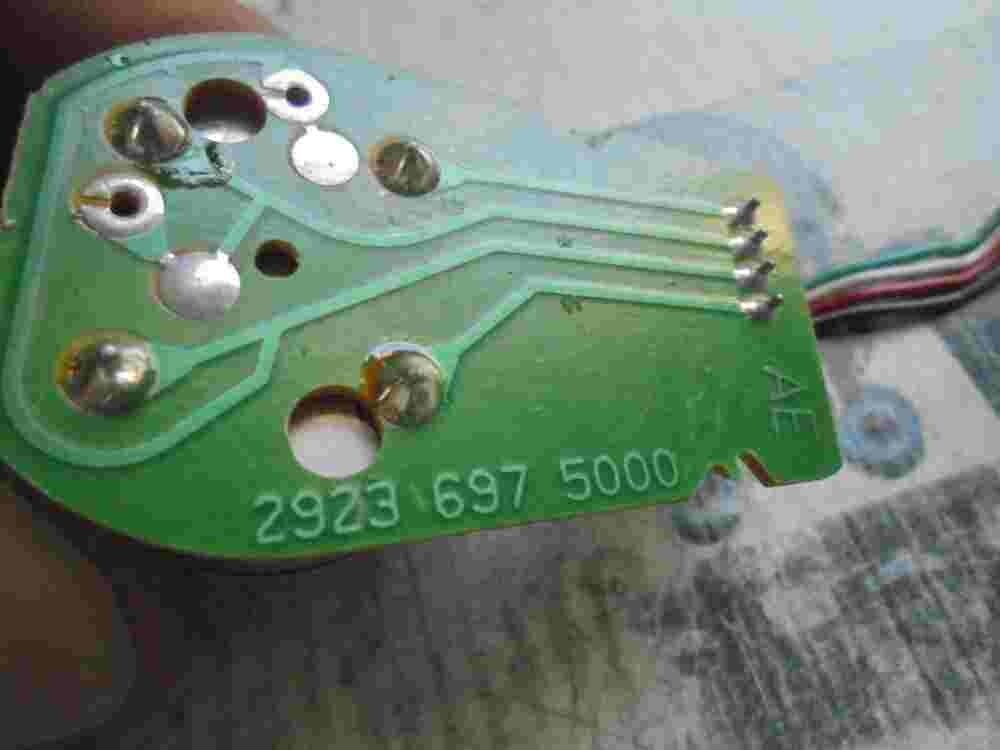 Tachometer Peugeot 406 632223K6JA 29236975000 25091998 JAEGER