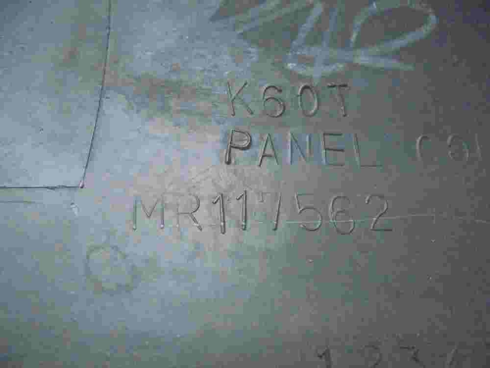 Abdeckung Blende Mitsubishi L200 Pajero Sport Montero MR117562 K60T