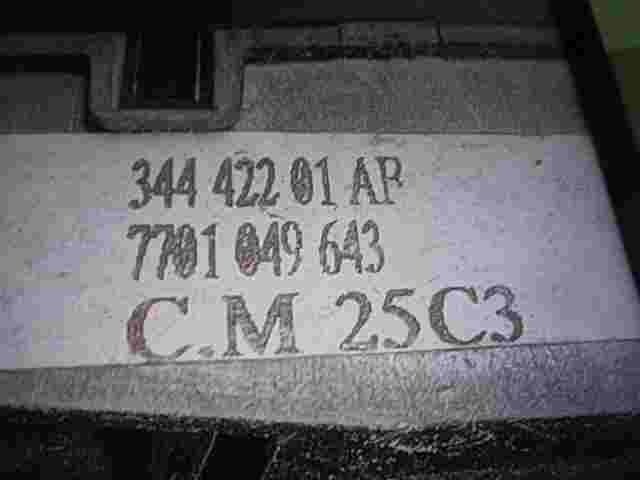 Schalter Radiobedienung Renault Laguna 34442201AB 7701049643  C.M 25C3