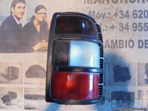 Rückleuchte rechts  Mitsubishi Pajero Montero V20 V40 MB831090 1991-1995