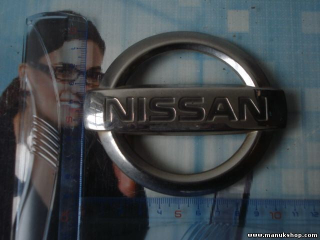 Emblem Logo hinten Nissan Almera Tino 84890BU700 84890 BU700