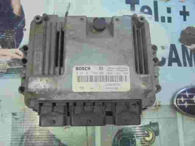 Motorsteuergerät Renault Master Opel Movano A 8200303367 8200362918 0281011486