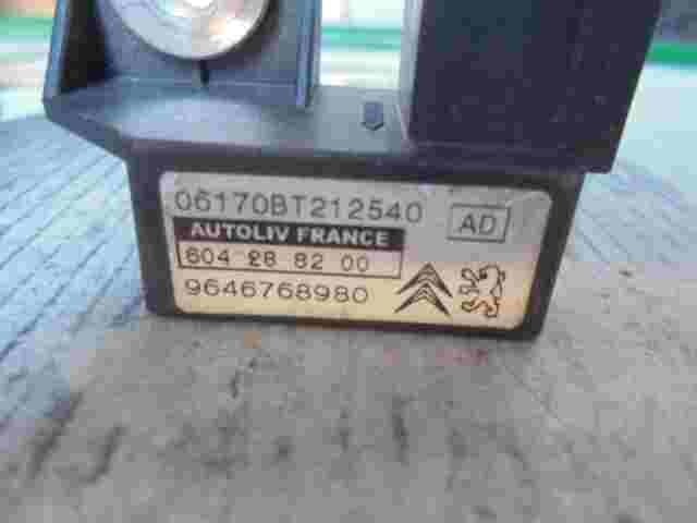 Airbagsensor Airbagsteuergerät Citroen C4 Peugeot 307 (AD) 9646768980 604288200
