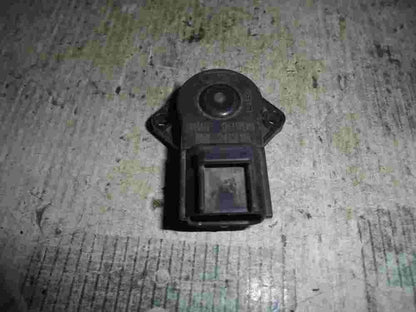 Drosselklappensensor  Ford Fiesta Focus 988F 9B989 BB 988F9B989BB 988F9B989 BB