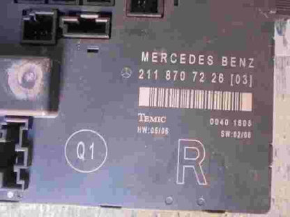 Türsteuergerät Mercedes-Benz E Class W211 2118707226 Q1 (03) (R)Temic 0040 1605