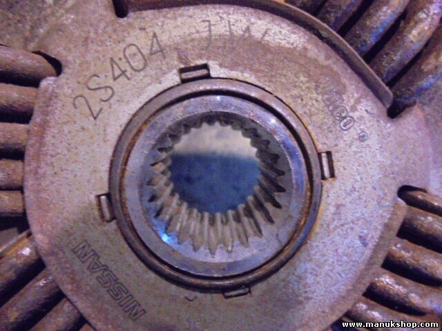 Kupplungsdruckplatte Nissan 98 KW VALEO 826726 21P00 2S404JW 2S404 JW