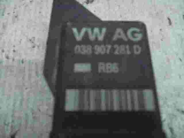 Glühzeitsteuergerät Vorglührelais VW Polo 0281003038 BOSCH 038907281D