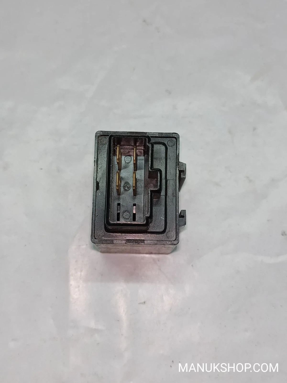Relais   Mitsubishi Pajero 1993 MB622327 G8D39N0 G8D-39N-0 17Z1D2