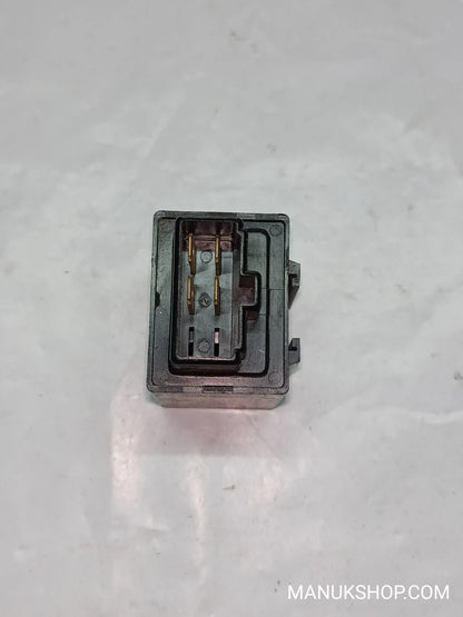 Relais   Mitsubishi Pajero 1993 MB622327 G8D39N0 G8D-39N-0 17Z1D2