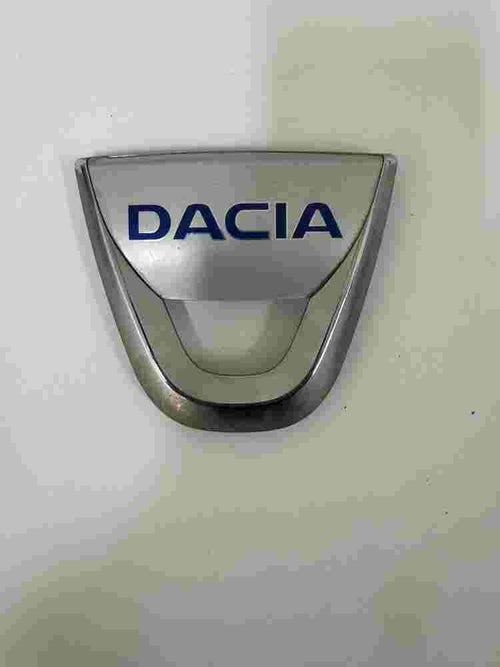 Emblem Logo hinten  / Dacia Logan Sandero 2004-2017 8200811906A