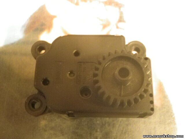Stellmotor Heizung Alfa Romeo 147 156 52495066 EAD104 C 397