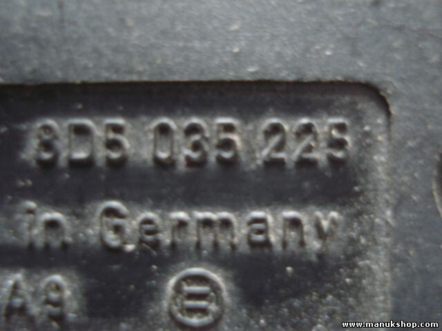 Antennenverstärker Audi A4 8D5035225 8D5 035 225