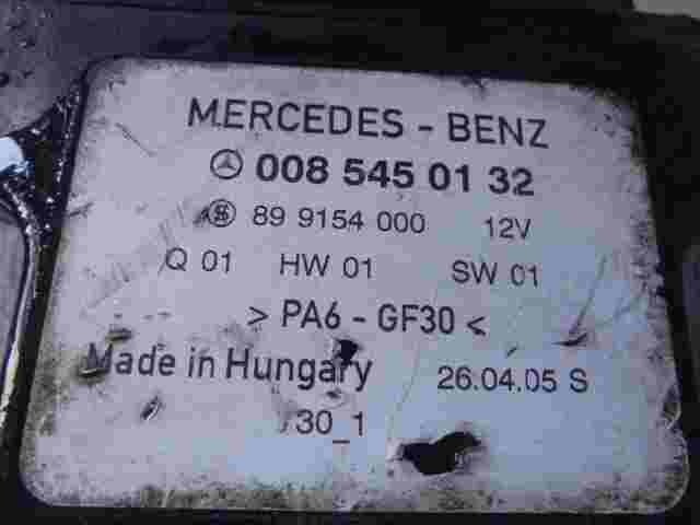 Glühkerzen Relais  Mercedes W201 190E W124 0085450132 899154000 Q01 HW 01 SW 01