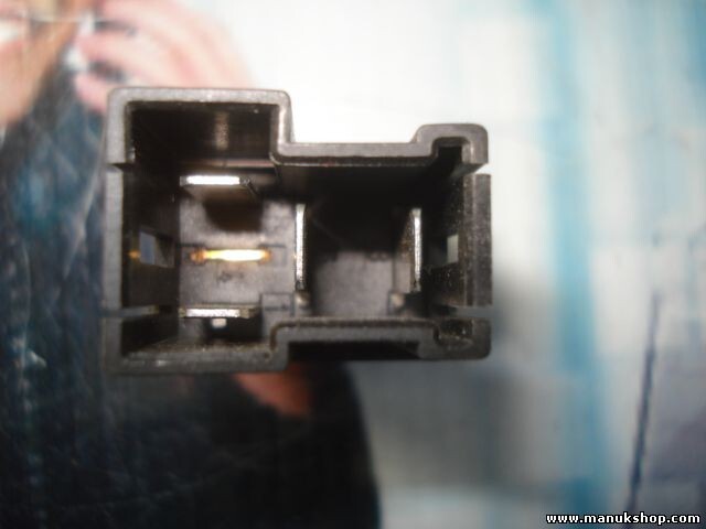 Relais Mitsubishi Volvo V40 MB953382 1I SIEMENS A1001-X7 12V 498
