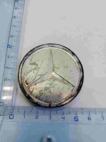 Emblem   Mercedes-Benz S500 4cm.