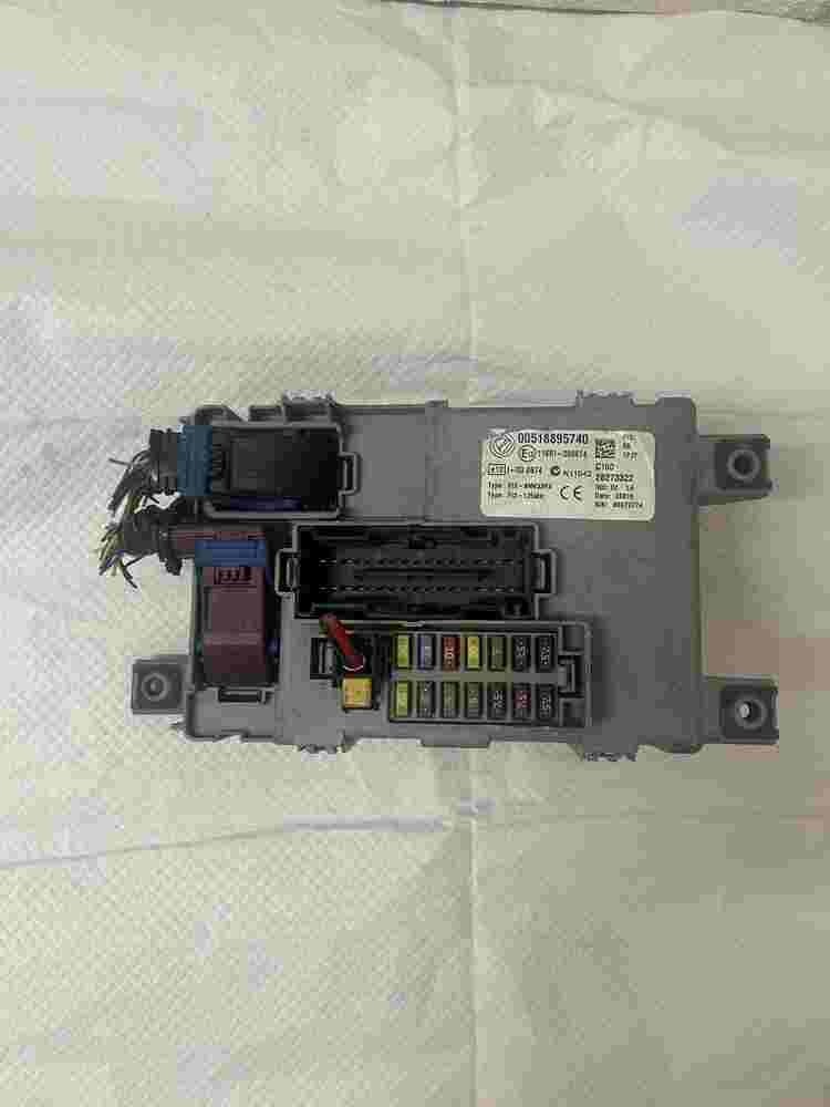 Sicherungskasten Fiat 00518895740 518895740 28273322