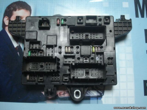 Sicherungskasten Opel Astra GM 13302300 13302300QP 365927271 1110021AA
