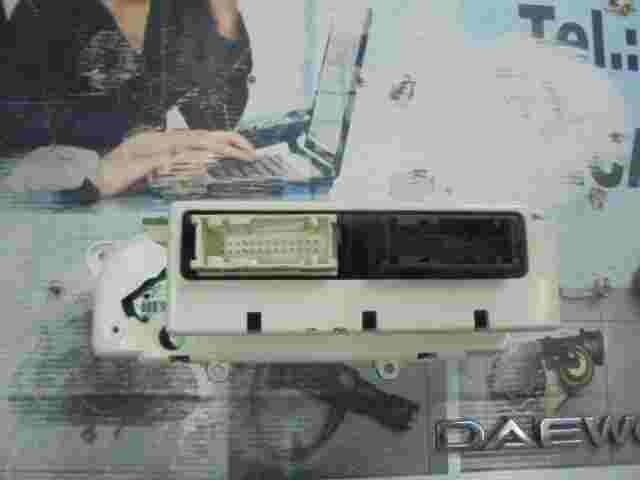 Klimabedienteil Ford Mondeo 3 2S7H18C612AA 2S7H-18C612- AA WCDB89034 CD 132 EATC
