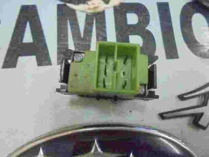 Schalter Heckscheibenheizung Mercedes-Benz C W202 W168 2108212651 210 821 26 51