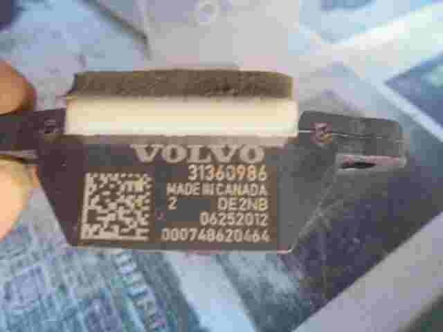Airbagsensor Airbagsteuergerät  Volvo V40 31360986 DE2NB 06252012