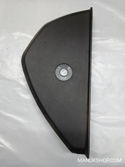 Mittelkonsole Abdeckung Verkleidung Hyundai i30 84787A6000 84787-A6000 KOHGD5520