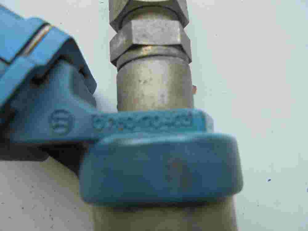 Einspritzdüse injektor Mercedes W123 0260170403 BOSCH 0 260 170 403