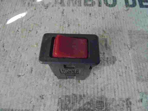Warnblinkschalter Nissan Vanette TERRANO I WD21 Pathfinder D21 NILES 15106