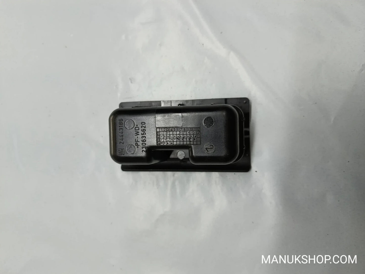 Aschenbecher  Opel Vectra 24443186 230635620