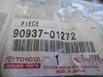 Piece  Toyota Lexus GX470 LX450 LX470  9093701272  90937-01272