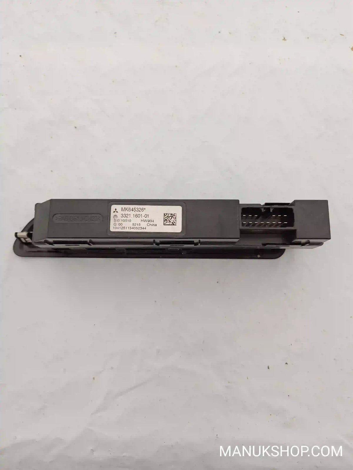 Fensterheber schalter  Mitsubishi Fuso Canter MK645326 3321160101 3321.1601-01