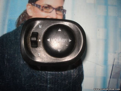 Spiegelschalter Hyundai Elantra 9353029000L 9353029500L 9353029900R 93530-29900R