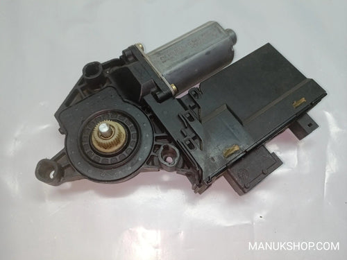 Fensterheber motor vorne links  Peugeot 307 9634457580 0130821767 990830-101