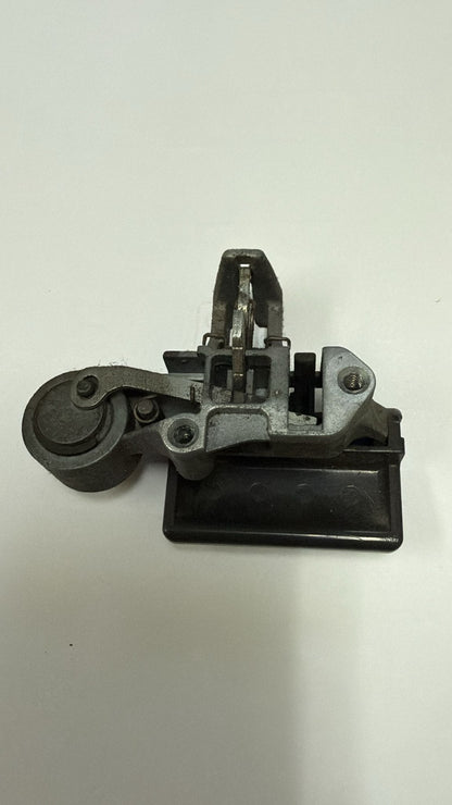 Handschuhfach schloss Opel Frontera B 6B_ 2.2 DTi PPTD20 PP TD 20 2171 ccm