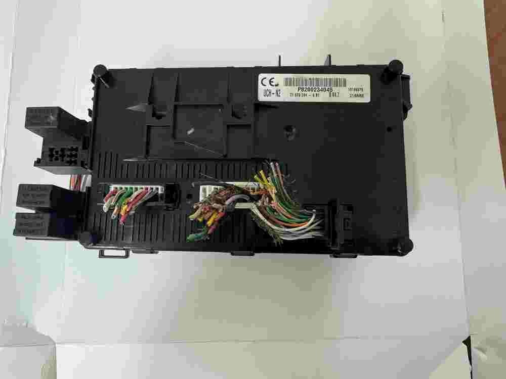 Sicherungskasten Renault Clio UCH-N2 P8200234045 8200234045 SAGEM 216702946B1