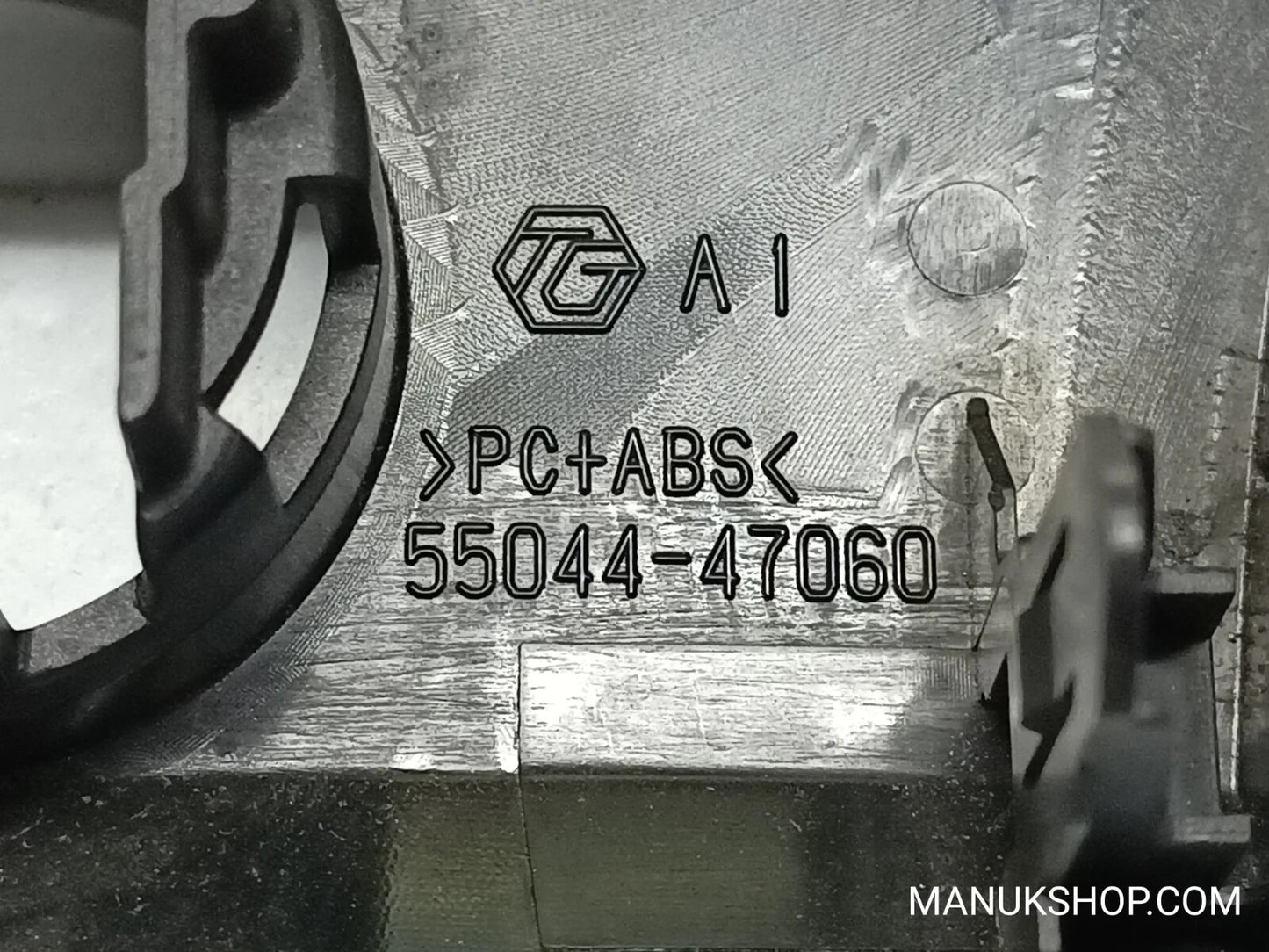 Armaturenbrett Zierleiste Toyota Prius 5504447060 55044-47060