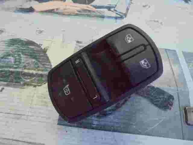 Fensterheber schalter Opel Corsa E Meriva A 315625731 315625731 320 13430017