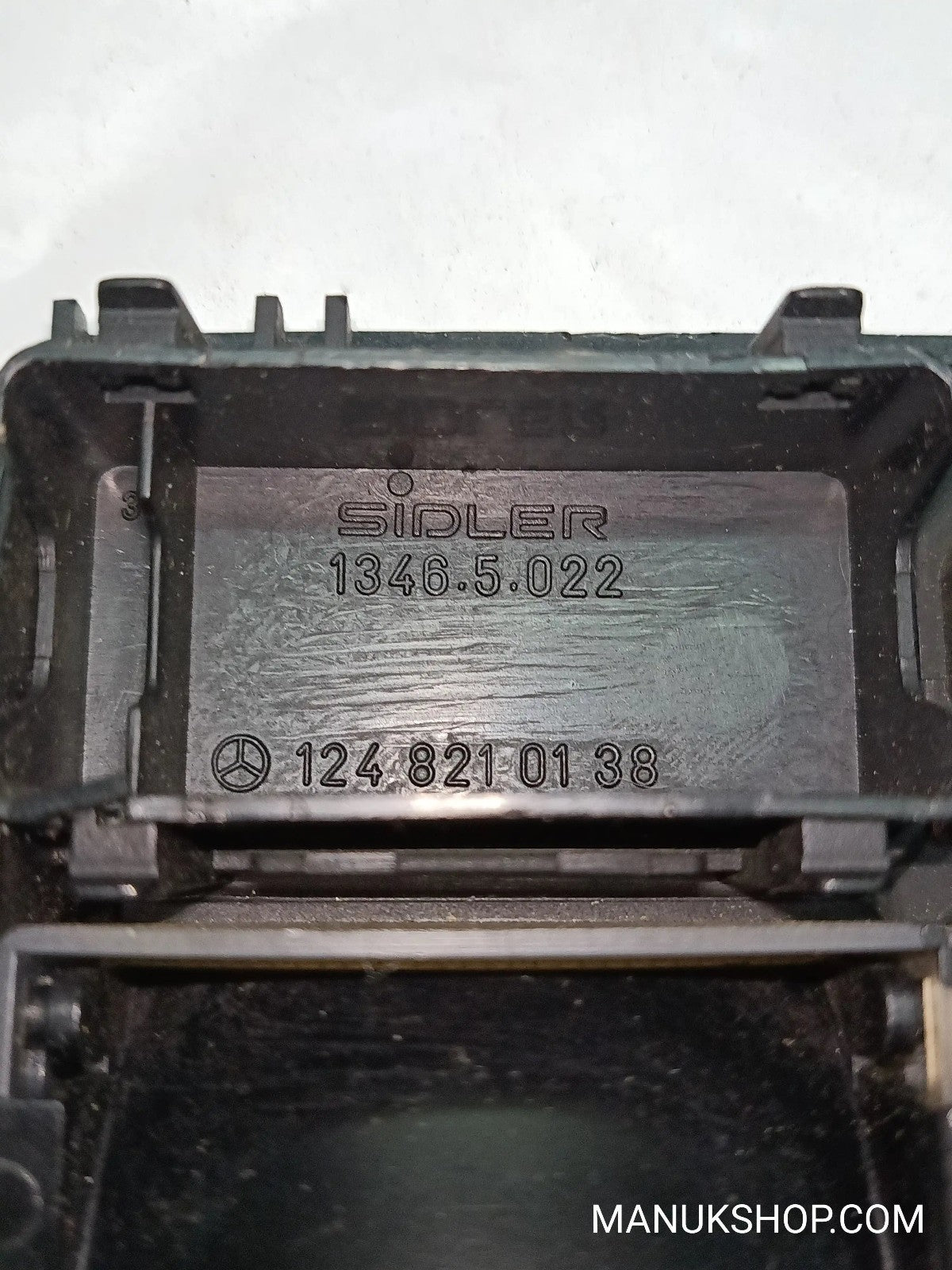 Innenleuchte Mercedes-Benz W124 1248202201 124 820 22 01 1248210138