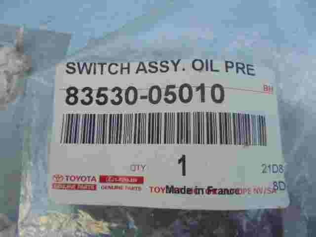Öldrucksensor Toyota Camry Lexus Auris Echo 8353005010 83530-05010 83530 05010