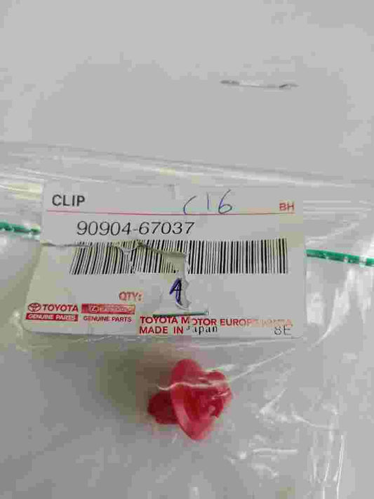 Clip Outside Moulding  Toyota Land Cruiser Tundra RAV4 4Runner 9090467037