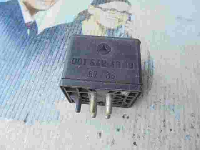 Mehrzweckrelais Mercedes-Benz S-Klasse 0015424919 001 542 49 19 BOSCH 0265003001