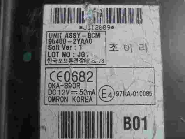 GPS Empfängermodul Hyundai Kia 954002YAA0 95400-2YAA0 OMRON Ver.1 DC 12V-50mA
