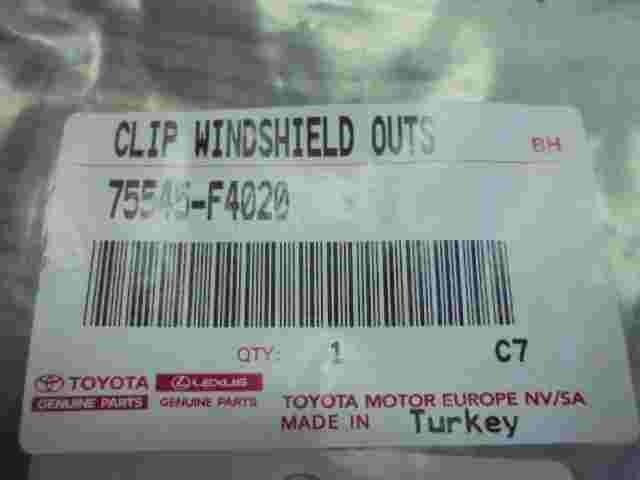 Clip Windshield Outside  Toyota C-HR 75545F4020 75545-F4020
