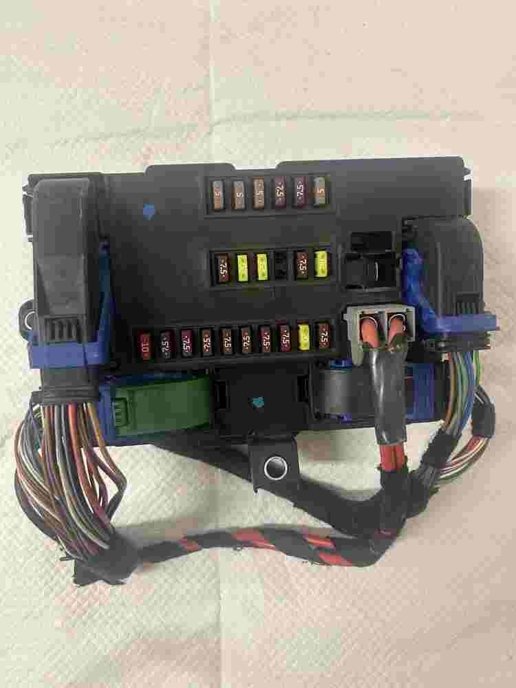 Sicherungskasten Peugeot Boxer 1371887080 BCM250I.01 SIY1B-42P Y503440520113
